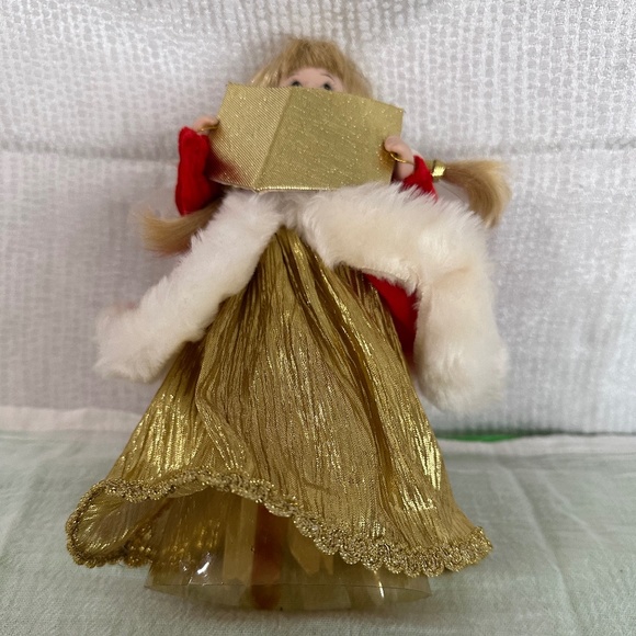 Vintage Angel, Tree Topper, Angel with braids. - Picture 4 of 6